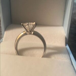 14k white gold engagement ring